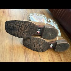 Brand new Womens Justin’s.